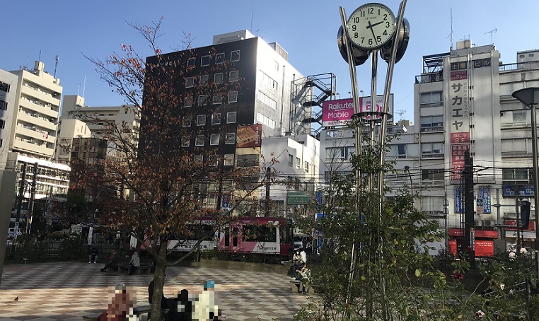 大塚駅前広場