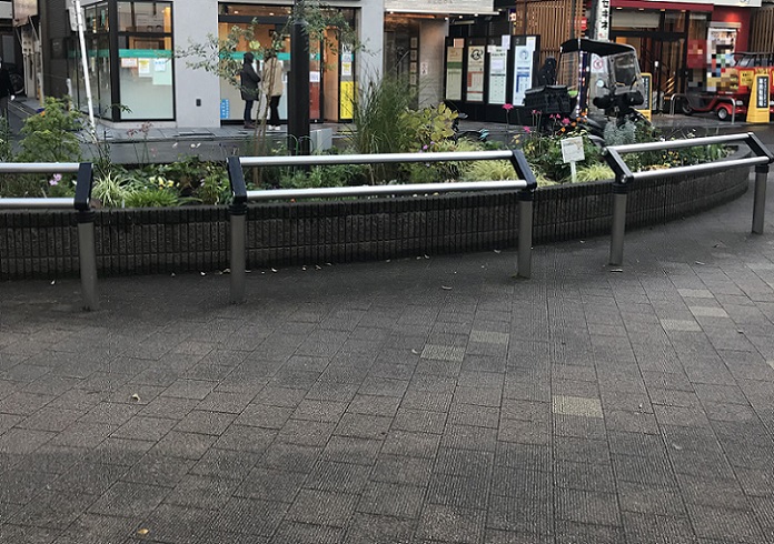 江古田駅南口駅前広場