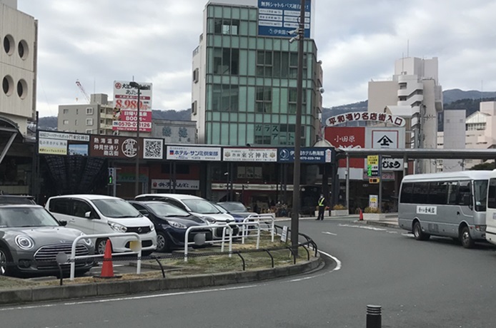 熱海駅前広場一時駐車場