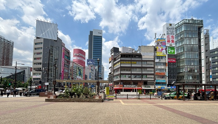 池袋駅西口駅前広場