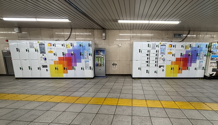 池袋駅南通路のコインロッカー
