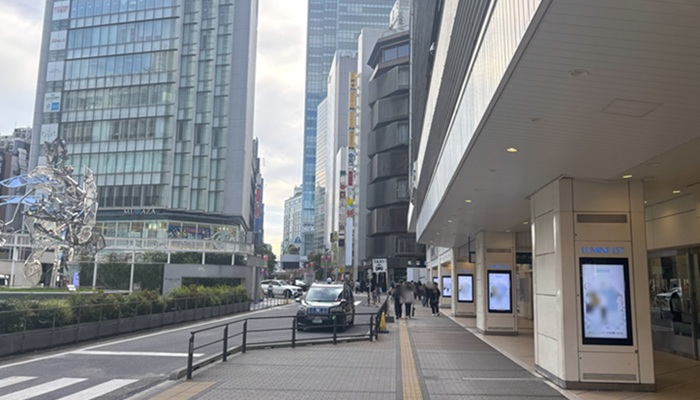 新宿駅東口タクシー乗り場
