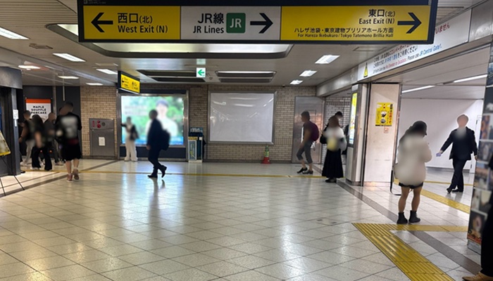 池袋駅西口(北)方面の通路