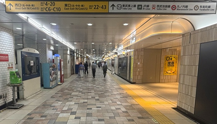 副都心線池袋駅 西通路西改札を左に出た通路
